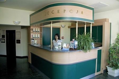 Hotel Dorrian Познань Экстерьер фото